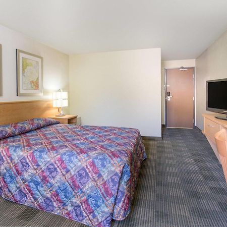 Super 8 By Wyndham Lacey Olympia Area Exterior foto