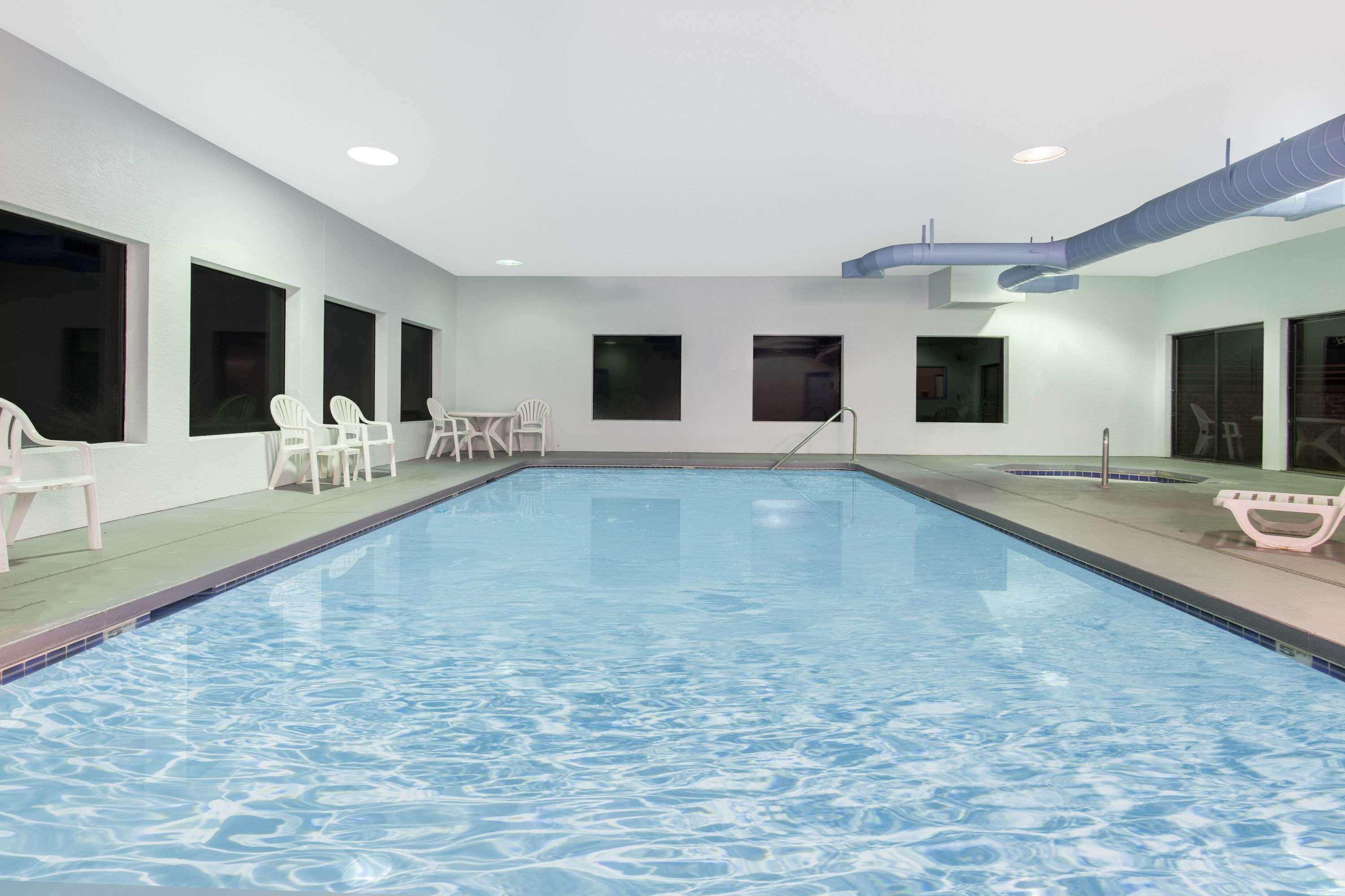 Super 8 By Wyndham Lacey Olympia Area Exterior foto